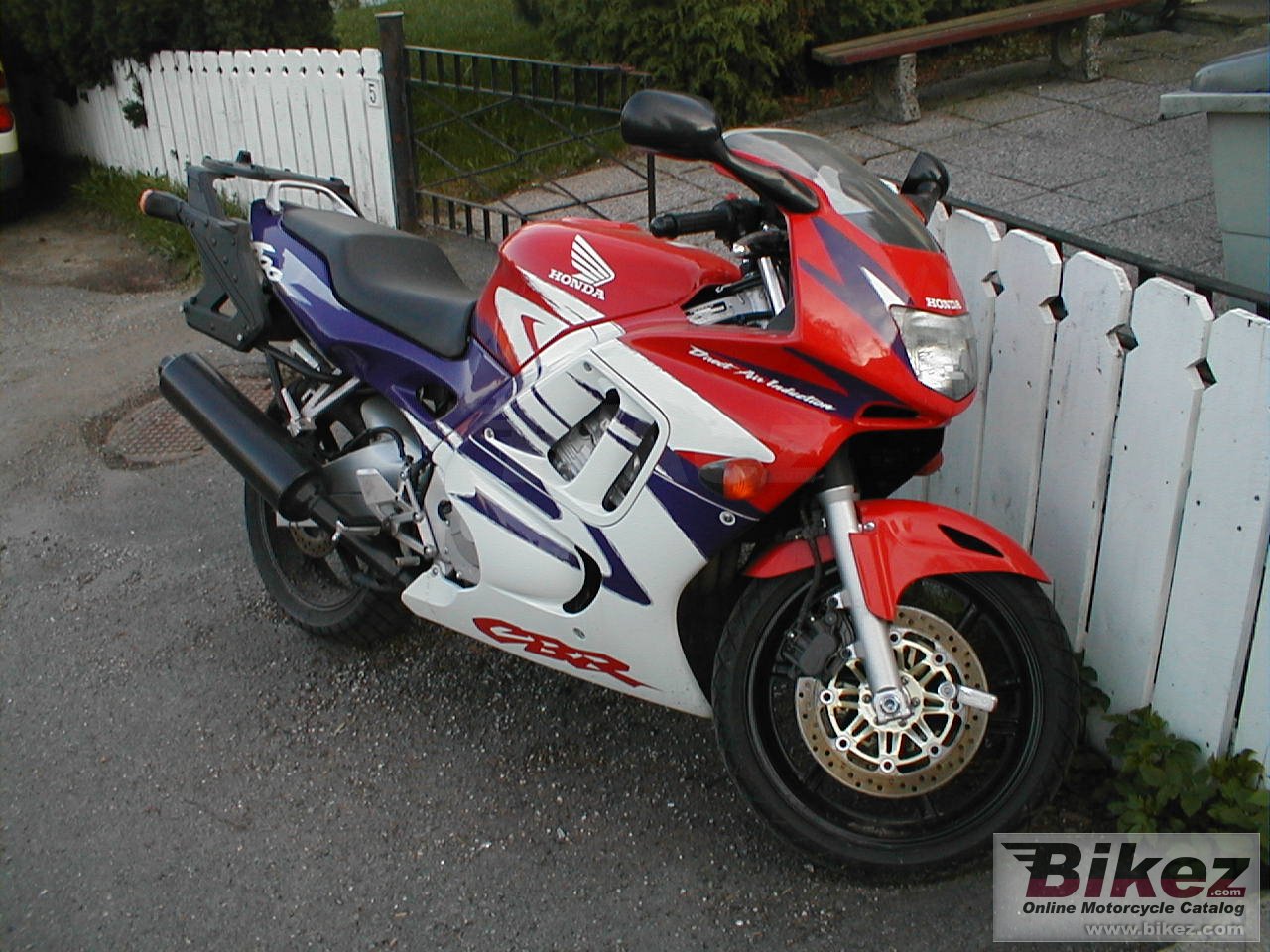Big Harald Holm cbr 600 f picture and wallpaper from Bikez.com